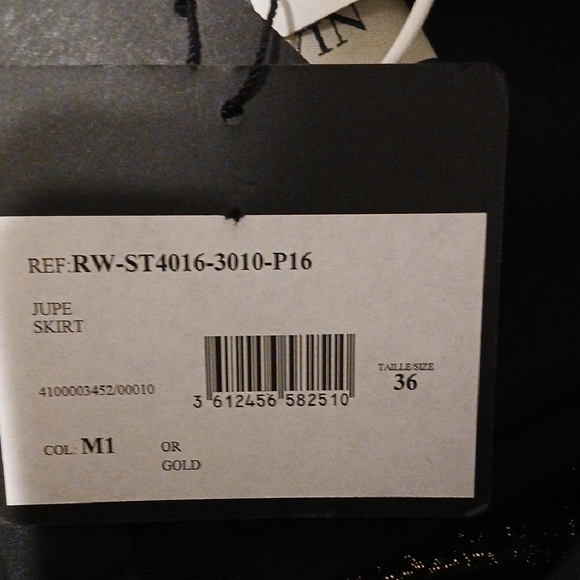 Lanvin Gold Mini Skirt with Bow Detail - Picture 6 of 9